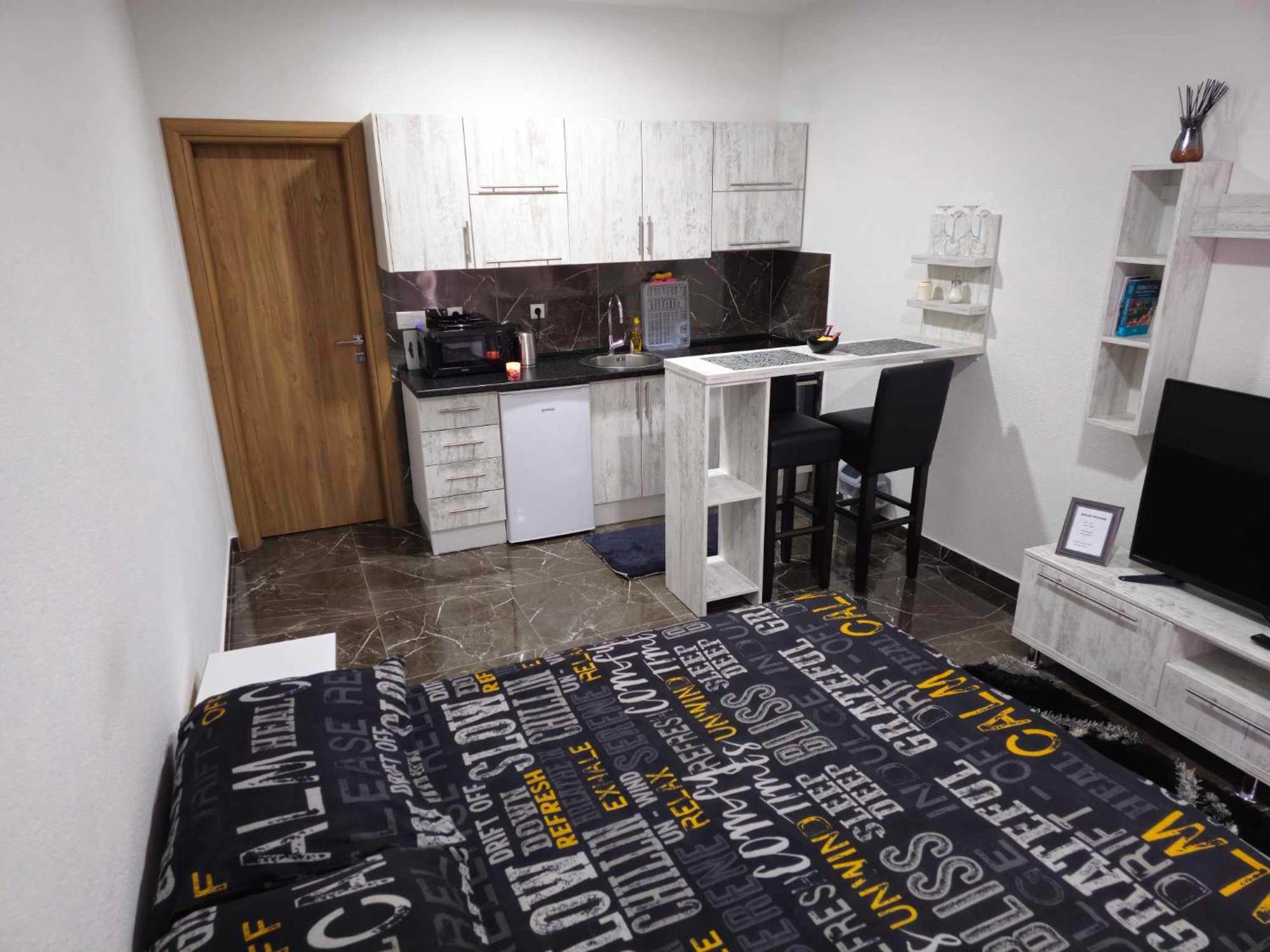 Malm Travnik Apartamento Exterior foto